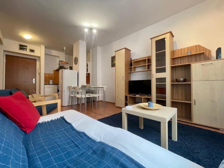 Corvin Promenade Free Parking Apartamento *